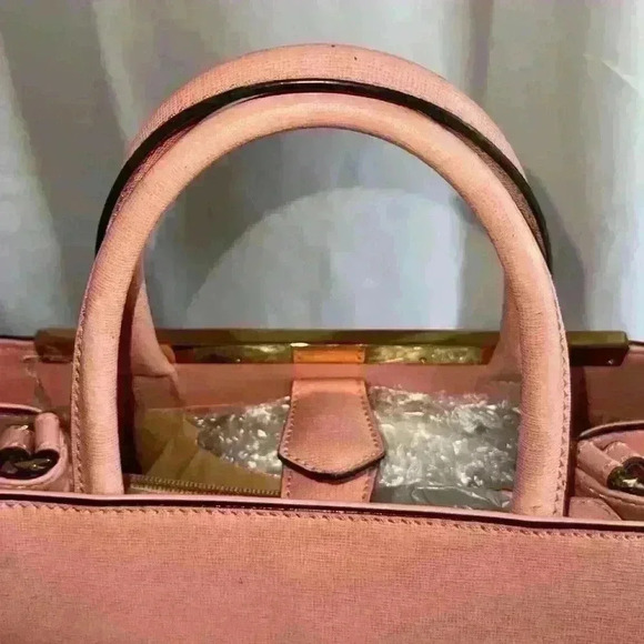 Fendi 2 way bag - Picture 7 of 13